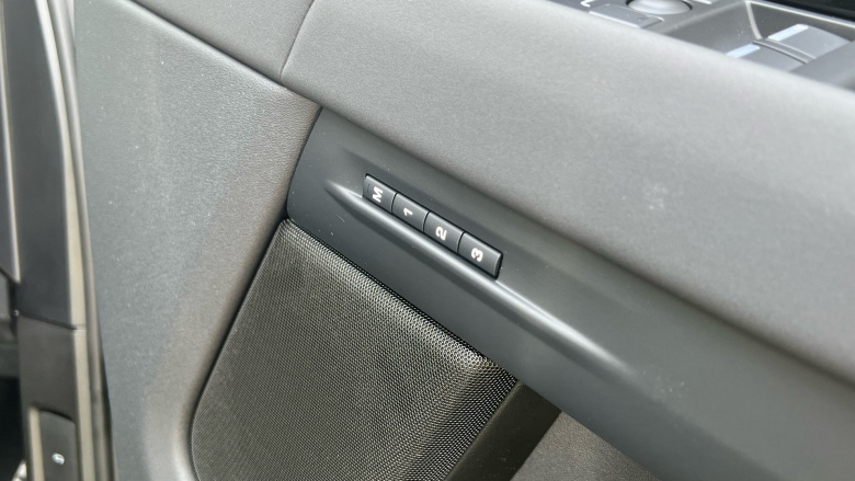 Land Rover Range Rover Evoque 2.0 D200 Dynamic SE 5dr Auto Diesel Hatchback